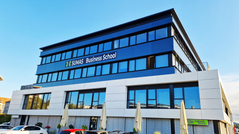 École de gestion du développement durable (SUMAS)